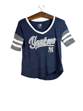 New Era New York Yankees Blue Baseball T-Shirt Size S Women’s FLAW